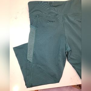 Champion Green Capri length leggings